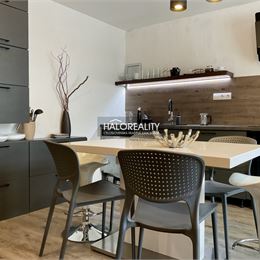 Predaj, trojizbový byt Brezno, blizko centra