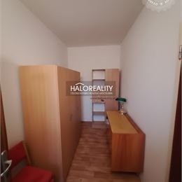 Predaj, trojizbový byt + polizba Sereď, ul. D.Štúra