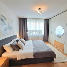 Predaj, trojizbový byt Zvolen, s balkónom