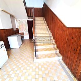 Predaj, rodinný dom Horné Saliby