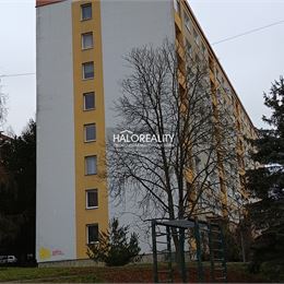 Predaj, dvojizbový byt Zvolen, Zlatý Potok, veľký s lodžiou