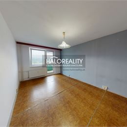 REZERVOVANÉ - Predaj, trojizbový byt Poprad, s balkónom - krásne výhľady