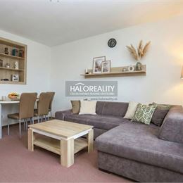 REZERVOVANÉ - Predaj, trojizbový byt Považská Bystrica, Lánska - EXKLUZÍVNE HALO REALITY