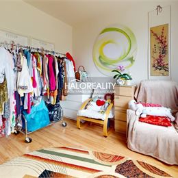 Predaj, štvorizbový byt Komárno, Hradná - ZNÍŽENÁ CENA