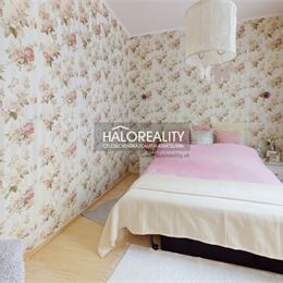 Predaj, štvorizbový byt Komárno, Hradná - ZNÍŽENÁ CENA