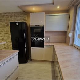 Predaj, štvorizbový byt Partizánske, Šípok