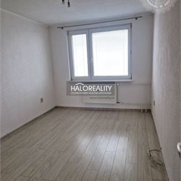 Predaj, štvorizbový byt Partizánske, Šípok