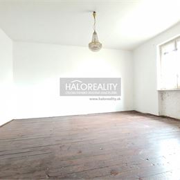 Predaj, rodinný dom s priestranným pozemkom Nesvady