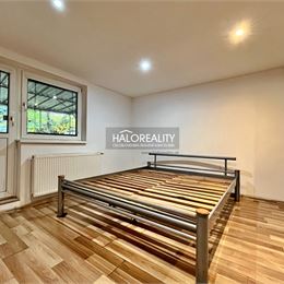 Predaj, rodinný dom Rybník, po čiastočnej rekonštrukcii, s krásnou záhradou, ihneď voľný - EXKLUZÍVNE HALO