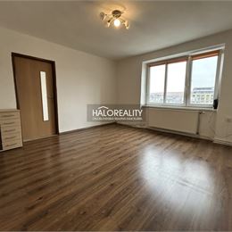 Predaj, dvojizbový byt Kežmarok, neďaleko centra