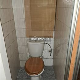 Predaj, garsónka Trnava, ul.V.Clementisa, s balkónom