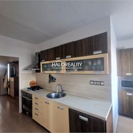 Predaj, trojizbový byt Bánovce nad Bebravou