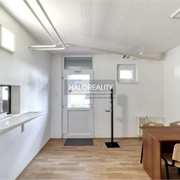 Predaj, administratívny priestor Vrbové - družstevný