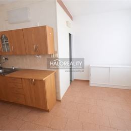 Predaj, trojizbový byt Šaľa, Horná