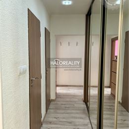 Predaj, trojizbový byt Prievidza, Sídlisko Mládeže - EXKLUZÍVNE HALO REALITY
