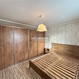 Predaj, trojizbový byt Prievidza, Sídlisko Mládeže - EXKLUZÍVNE HALO REALITY