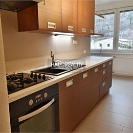 Predaj, dvojizbový byt Nová Baňa, ul. Nábrežná - EXKLUZÍVNE HALO REALITY