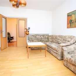 REZERVOVANÉ - Predaj, trojizbový byt Považská Bystrica, Rozkvet - EXKLUZÍVNE HALO REALITY