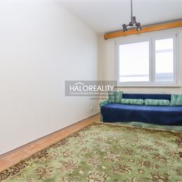 REZERVOVANÉ - Predaj, trojizbový byt Považská Bystrica, Rozkvet - EXKLUZÍVNE HALO REALITY