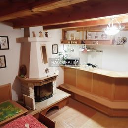 Predaj, chata Dobrá Voda, v objatí lesa