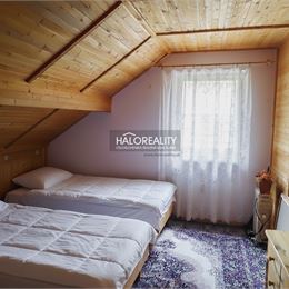 Predaj, chata Dobrá Voda, v objatí lesa