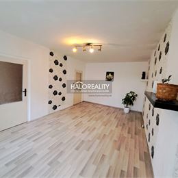 Predaj, trojizbový byt Žiar nad Hronom, blízko centra, veľkometrážny s dvoma lodžiami - ZNÍŽENÁ CENA -