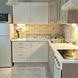 Predaj, trojizbový byt Lučenec, centrum - EXKLUZÍVNE HALO REALITY