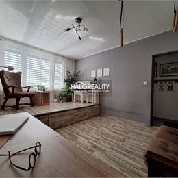 Predaj, dvojizbový byt Nová Baňa - ZNÍŽENÁ CENA - EXKLUZÍVNE HALO REALITY