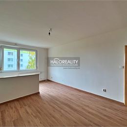 Predaj, dvojizbový byt Levice, Rybníky II, po čiastočnej rekonštrukcii, ihneď voľný