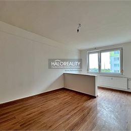 Predaj, dvojizbový byt Levice, Rybníky II, po čiastočnej rekonštrukcii, ihneď voľný