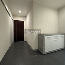 REZERVOVANÉ - Predaj, dvojizbový byt Partizánske, Luhy