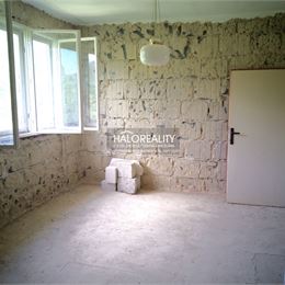 Predaj, rodinný dom Dlžín - ZNÍŽENÁ CENA - EXKLUZÍVNE HALO REALITY