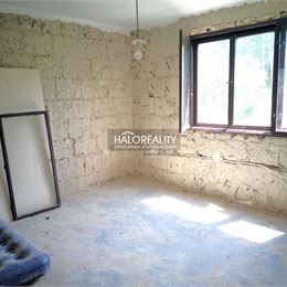 Predaj, rodinný dom Dlžín - ZNÍŽENÁ CENA - EXKLUZÍVNE HALO REALITY