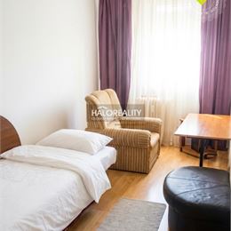 REZERVOVANÉ - Predaj, trojizbový byt Levice, Cigánka