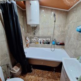 Predaj, rodinný dom Šoporňa - EXKLUZÍVNE HALO REALITY