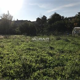 Predaj, pozemok pre rodinný dom 660 m² Budmerice, s právoplatným úz. rozhodnutím - EXKLUZÍVNE HALO REALITY