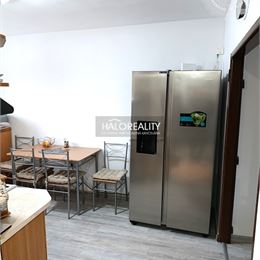 REZERVOVANÉ - Predaj, dvojizbový byt Nováky - EXKLUZÍVNE HALO REALITY