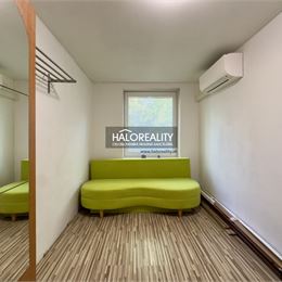 Predaj, rodinný dom Selice, štvorizbový, čiastočná rekonštrukcia