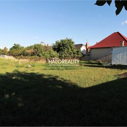 Predaj, pozemok pre rodinný dom 613 m² Váhovce