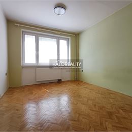 Predaj, trojizbový byt Turček, Horný Turček, garaž a parkovacie miesto - ZNÍŽENÁ CENA