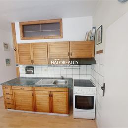 Predaj, trojizbový byt Turček, Horný Turček, garaž a parkovacie miesto - ZNÍŽENÁ CENA