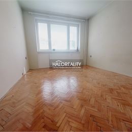 Predaj, trojizbový byt Turček, Horný Turček, garaž a parkovacie miesto - ZNÍŽENÁ CENA