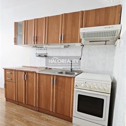 Predaj, trojizbový byt Levice, Rybníky V