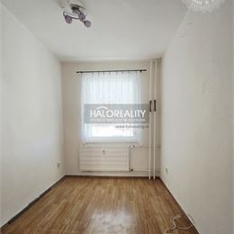 Predaj, trojizbový byt Levice, Rybníky V