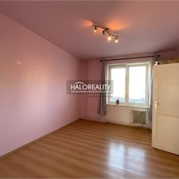 Predaj, trojizbový byt Valaská, Švermova