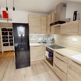 Predaj, apartmán Liptovský Hrádok, víkendový byt s garážou - EXKLUZÍVNE HALO REALITY
