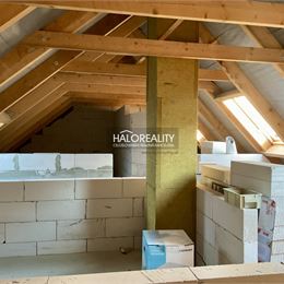 Predaj, rodinný dom Brezno, Hronec - EXKLUZÍVNE HALO REALITY