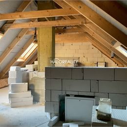 Predaj, rodinný dom Brezno, Hronec - EXKLUZÍVNE HALO REALITY