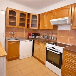 Predaj, štvorizbový byt Šahy