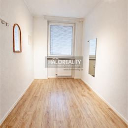 Predaj, štvorizbový byt Šahy